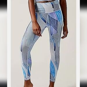 Athleta Blue Swirling Pattern Leggings, XS , new with tags